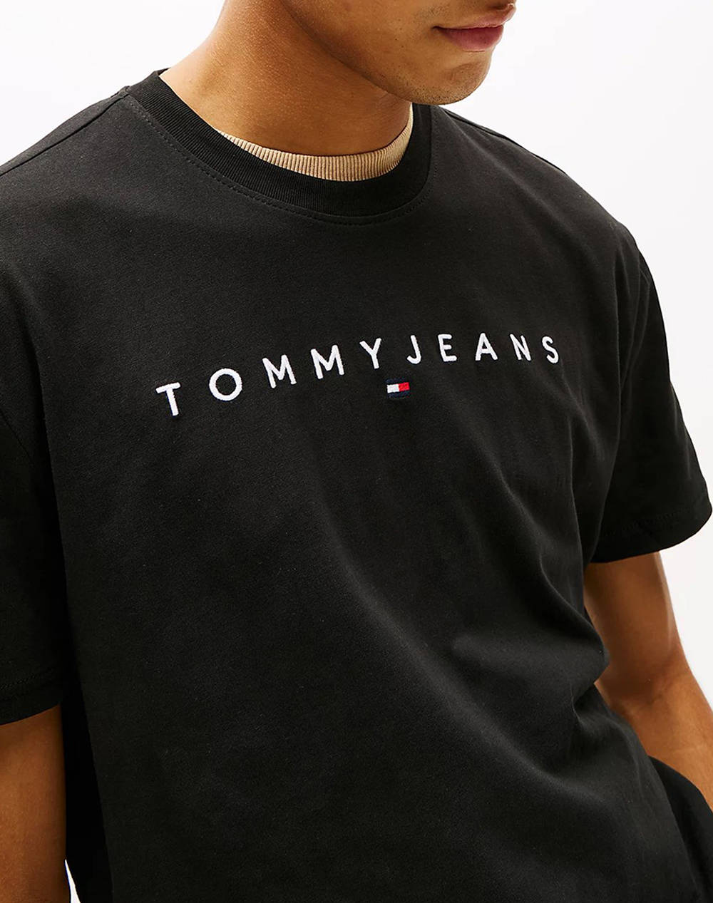 TOMMY JEANS TJM REG LINEAR LOGO TEE EXT