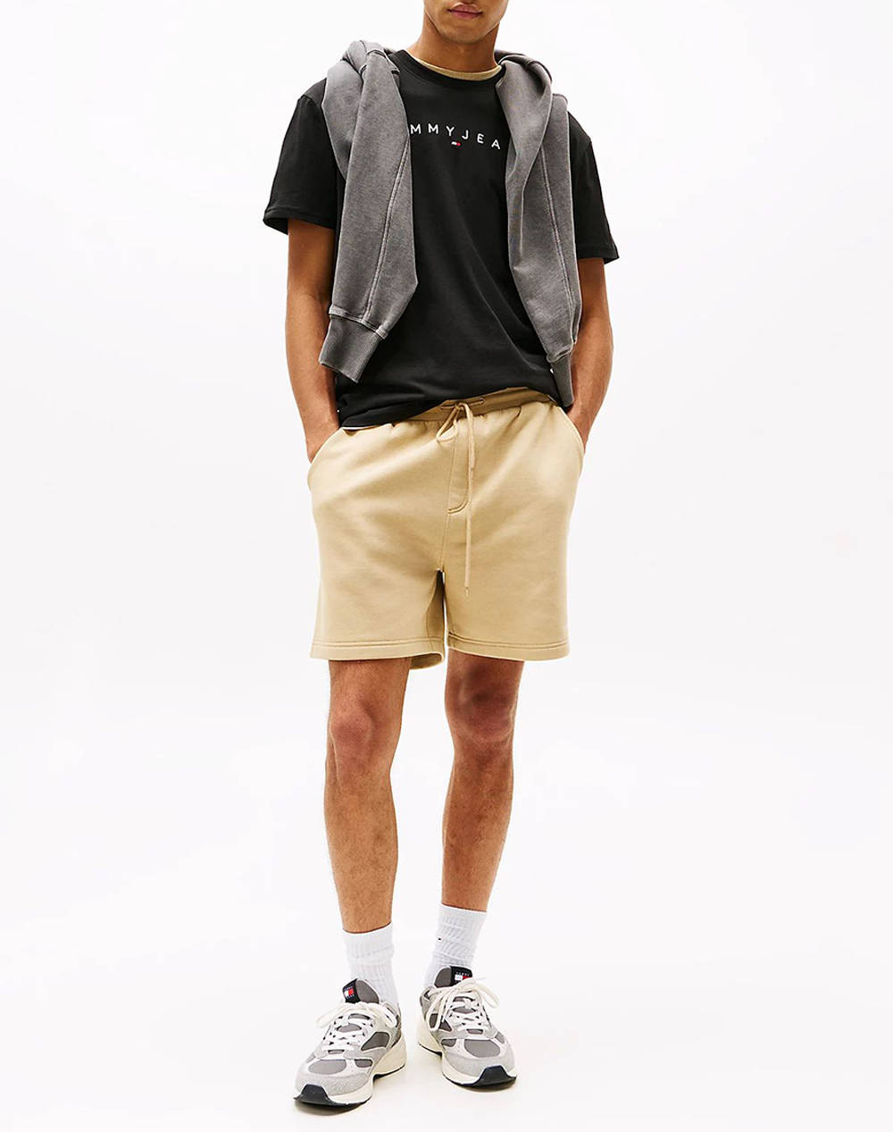TOMMY JEANS TJM REG LINEAR LOGO TEE EXT