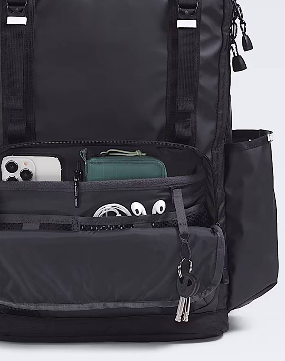 THE NORTH FACE BASE CAMP DAYPACK TNF (Dimensiuni: 31 x 16 x 46cm.)