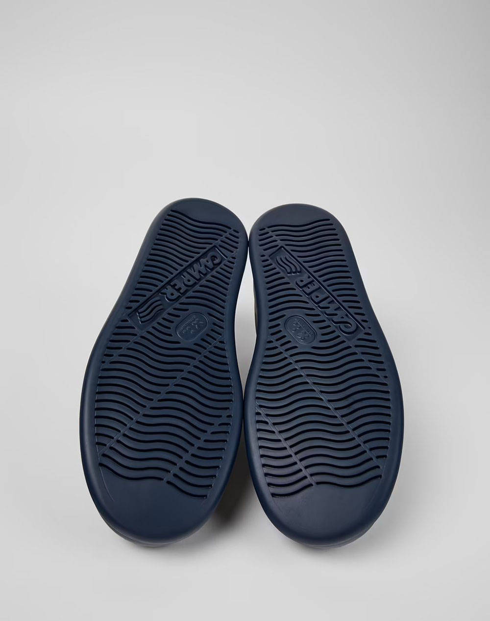 CAMPER Softhand Negro/Runnerfour Hypnos