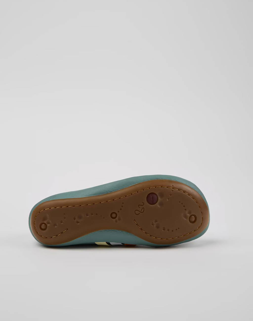 CAMPER Sella Taimu/Kito Abeja