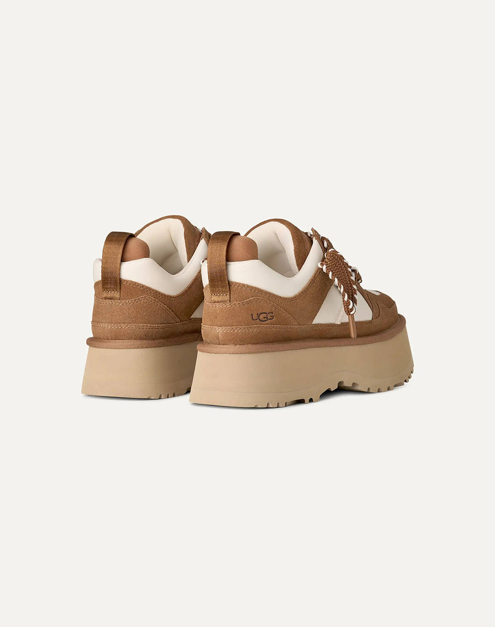 UGG Astromel