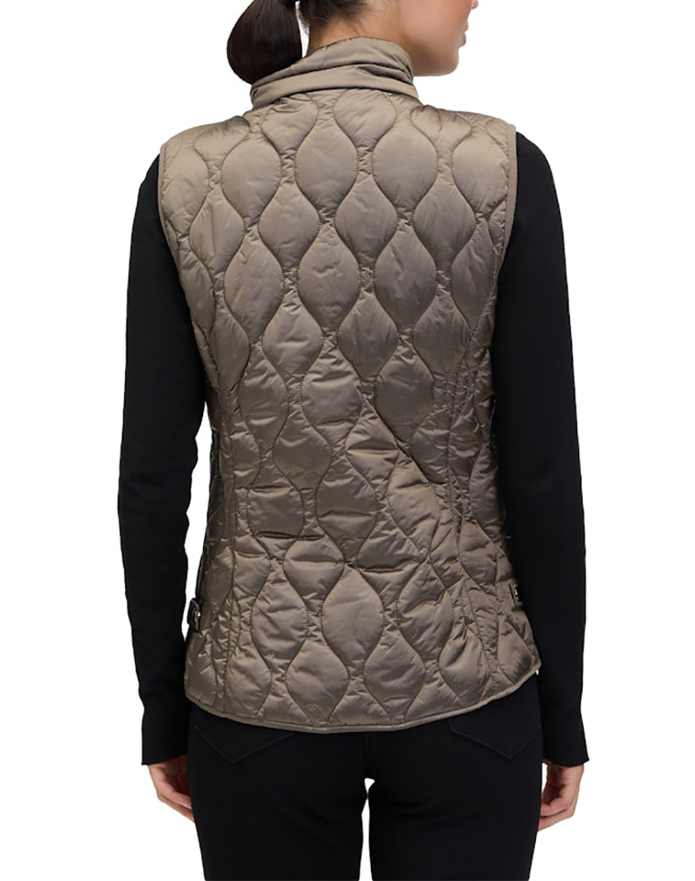 BETTY BARCLAY GILLET