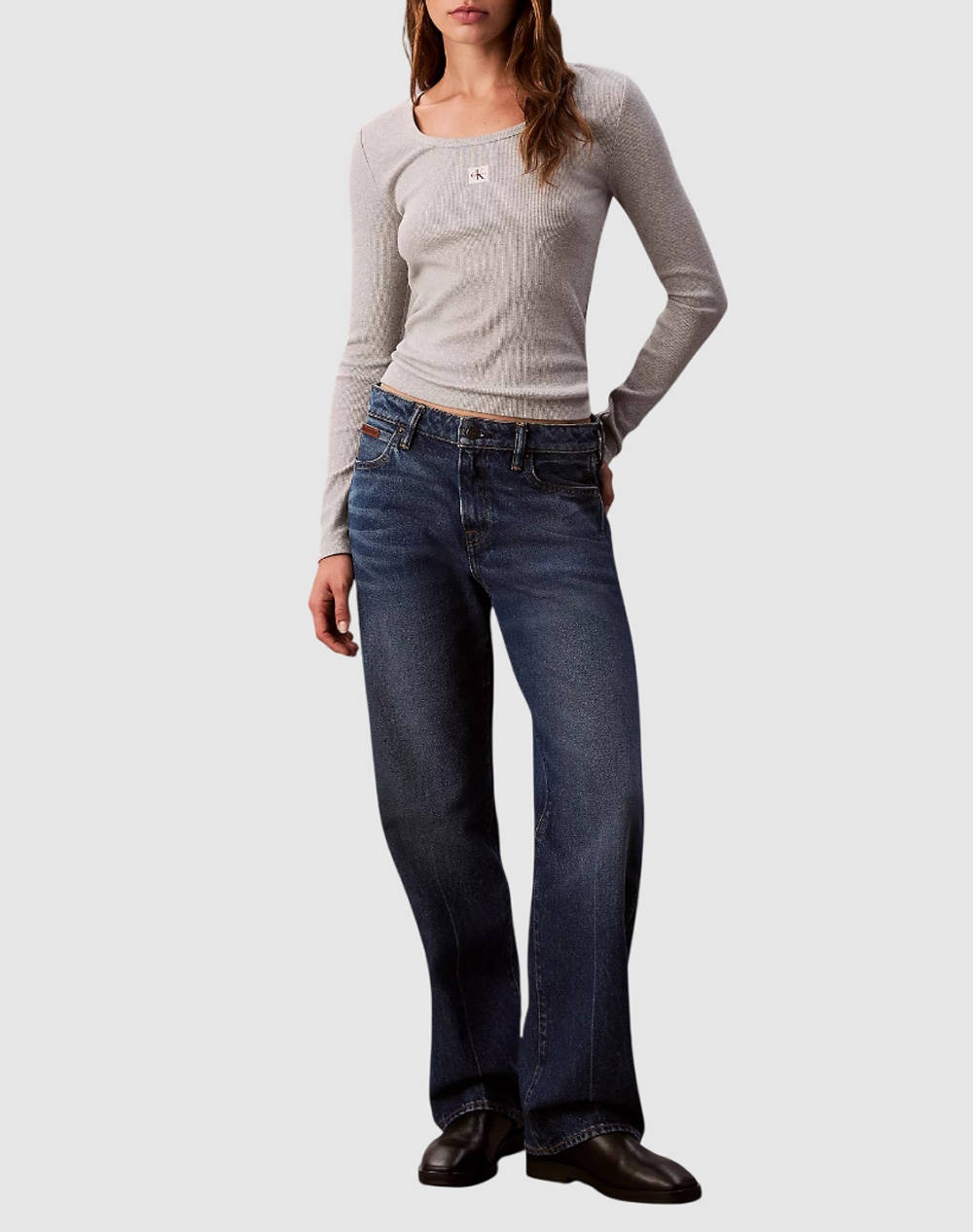 CALVIN KLEIN JEANS LS WOVEN LABEL 2X2 RIB SCOOP NEC