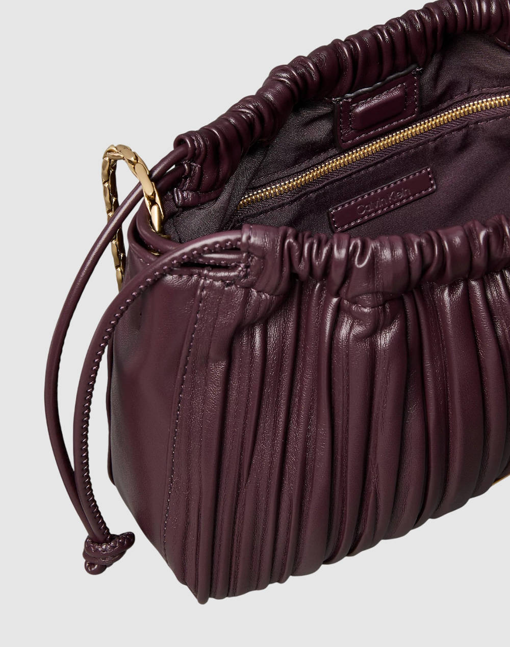 CALVIN KLEIN DRAWSTRING PLISSE CROSSBODY (Dimensiuni: 27 x 18 x 8cm.)