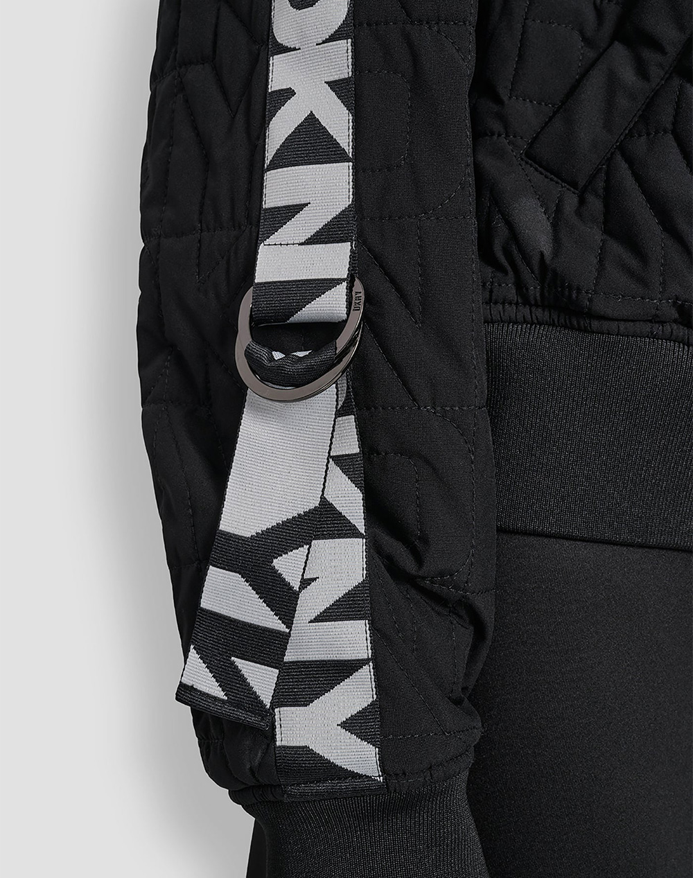 DKNY GEACA