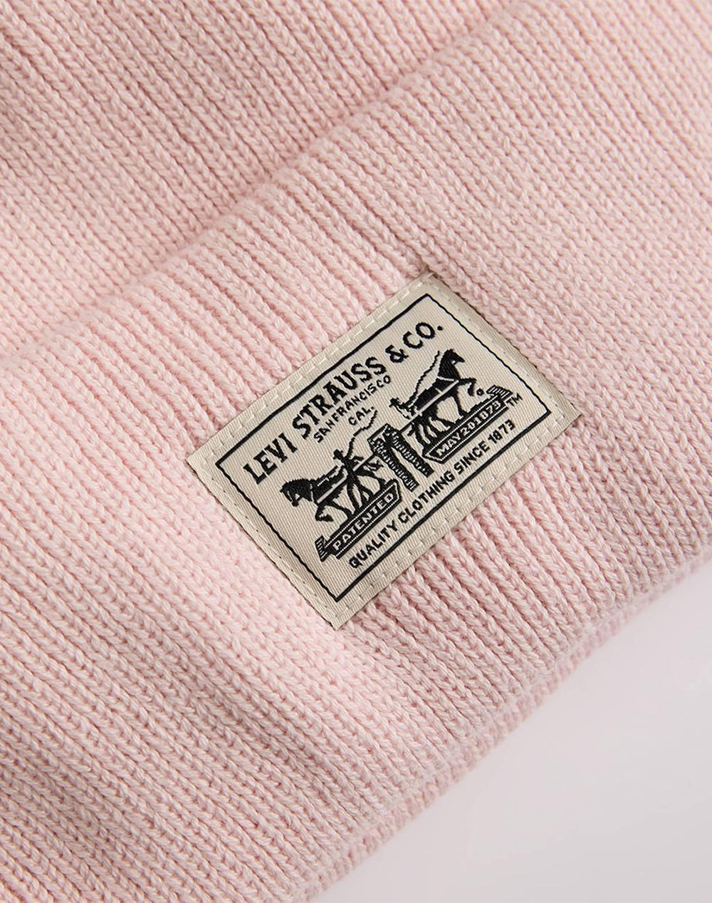 LEVIS WOMENS BACKPATCH BEANIE