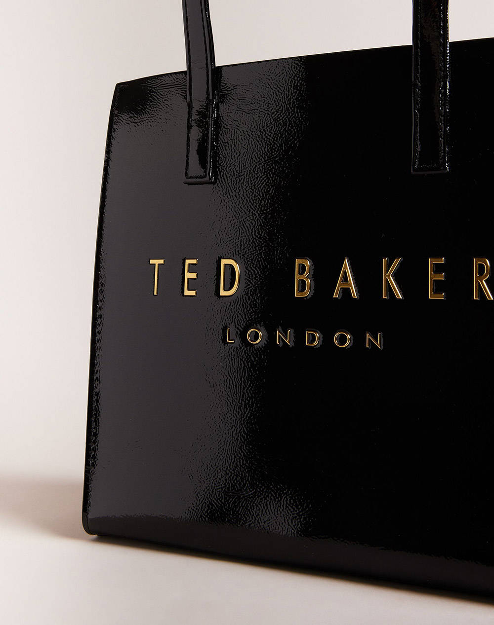 TED BAKER CRINION Crinkle Small Icon Bag (Dimensiuni: 25 x 25 x 12cm.)
