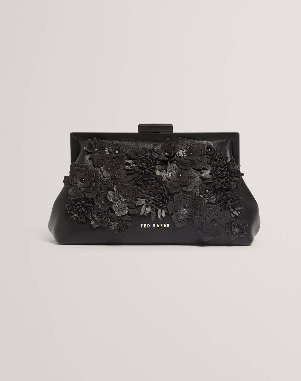 TED BAKER FIORELL Flower 3D Applique Clutch Bag (Dimensiuni: 21 x 11.5 x 7.5cm.)