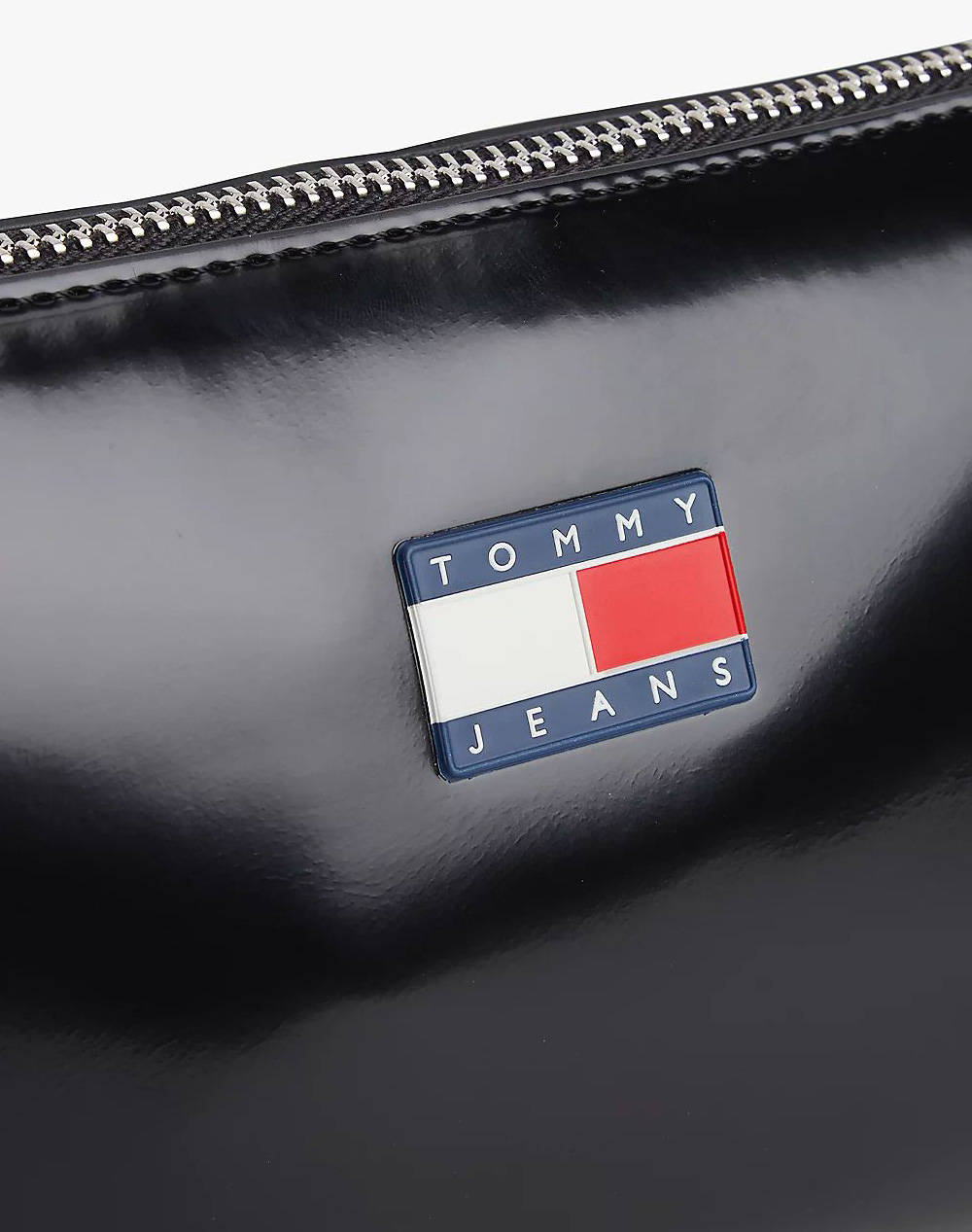 TOMMY JEANS TJW MUST SHOULDER BAG (Dimensiuni: 25.5 x 4.5 x 13cm.)