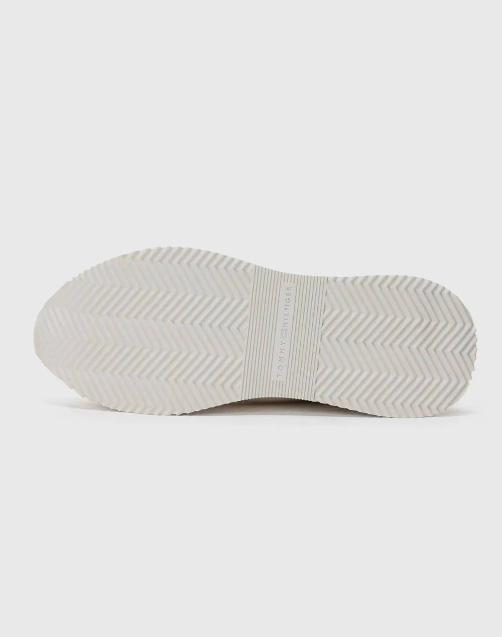 TOMMY HILFIGER CHIC FASHION RUNNER