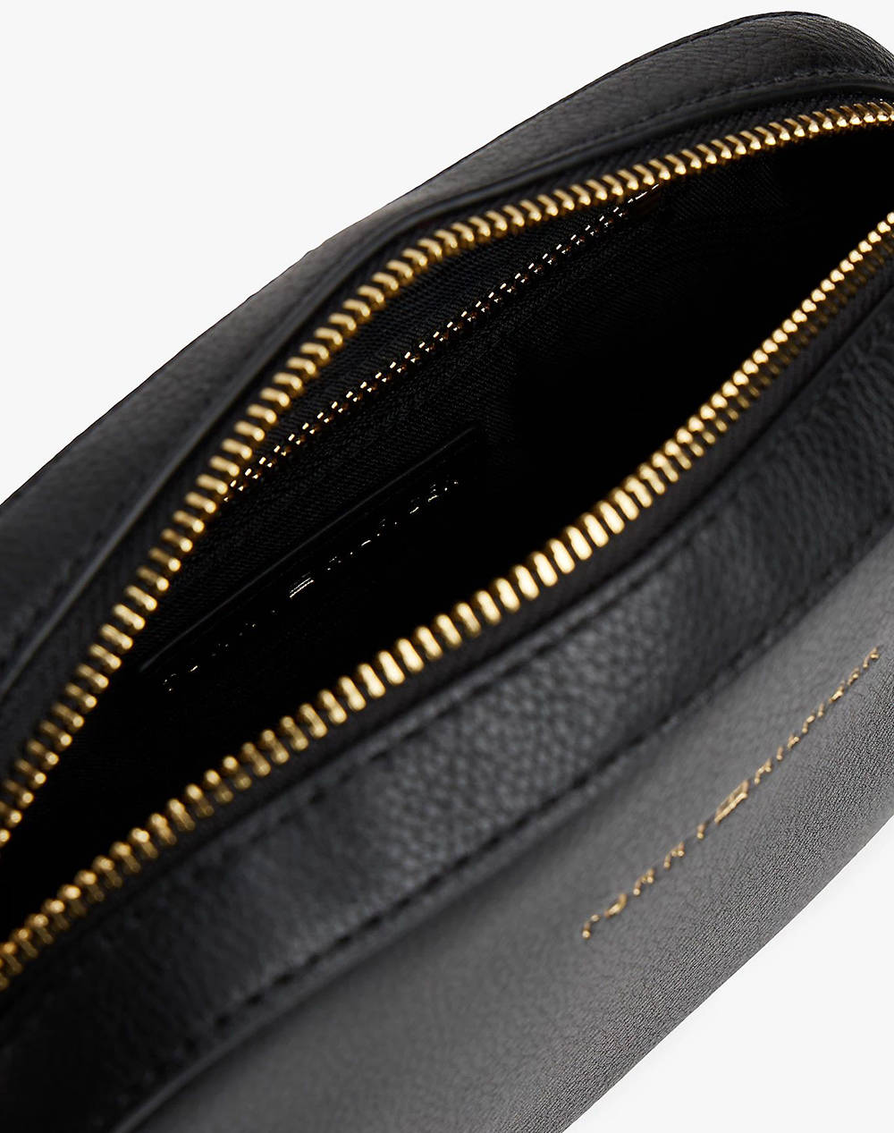 TOMMY HILFIGER TH LOGOTAPE CAMERA BAG (Dimensiuni: 19 x 13.5 x 5cm.)