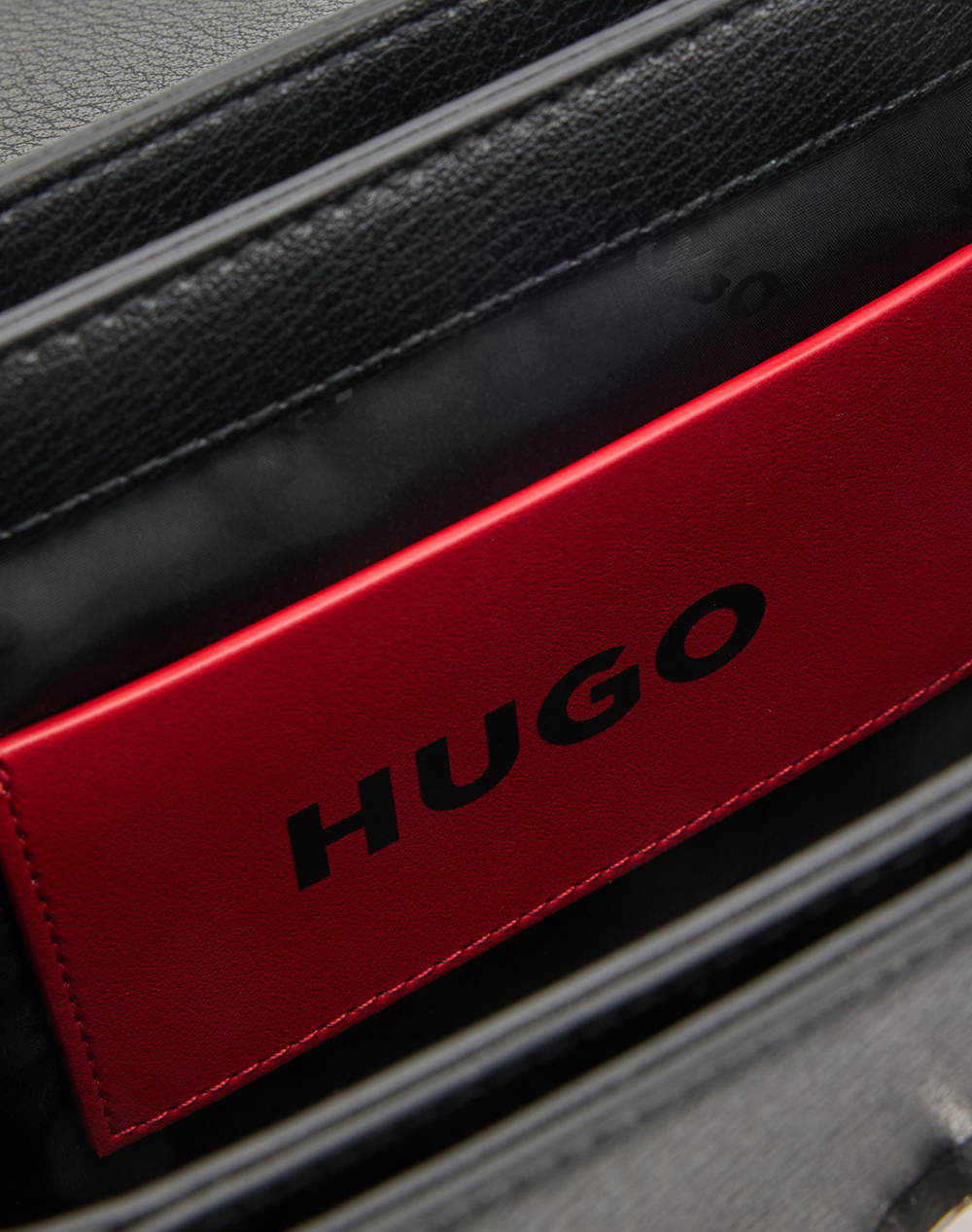 HUGO Mel 2.0 Sh. Bag Flap 10271667 01 (Dimensiuni: 12.5 x 25.5 x 7cm.)
