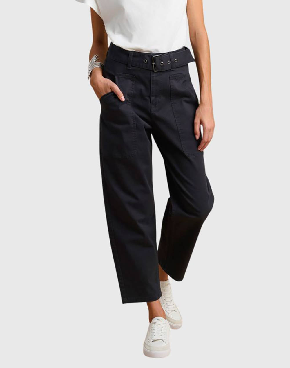 ATTRATTIVO PANTALONI