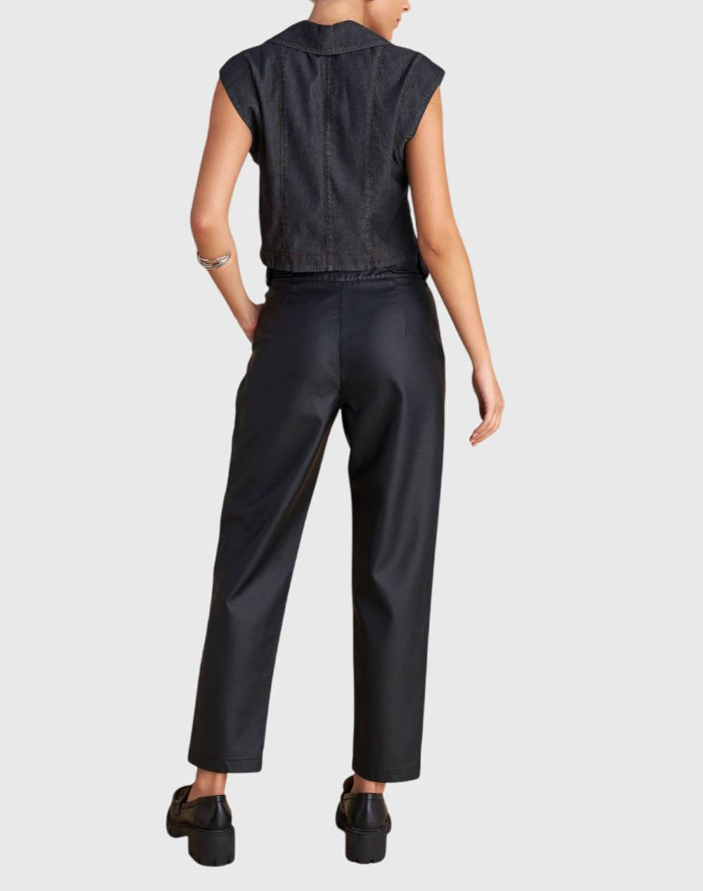 ATTRATTIVO PANTALONI