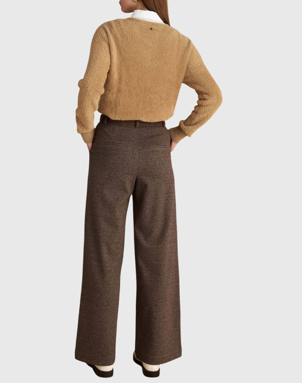 ATTRATTIVO PANTALONI&CUREA