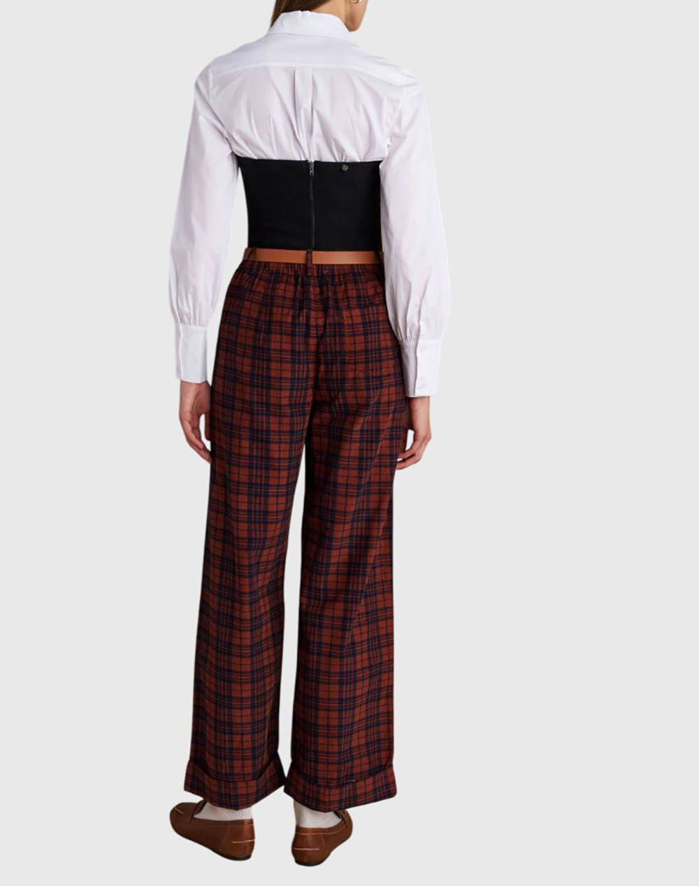 ATTRATTIVO PANTALONI&CUREA