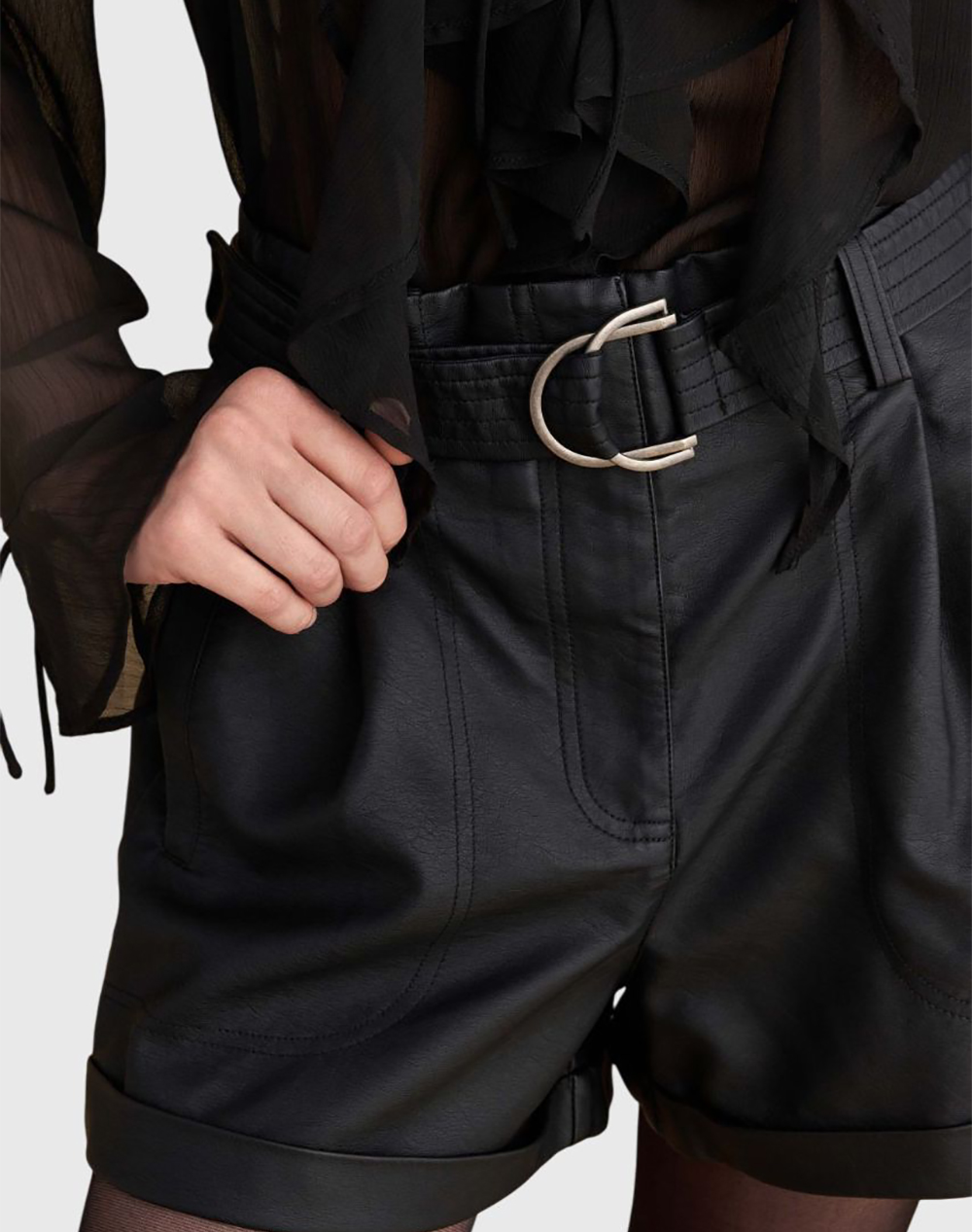 ATTRATTIVO SHORTS