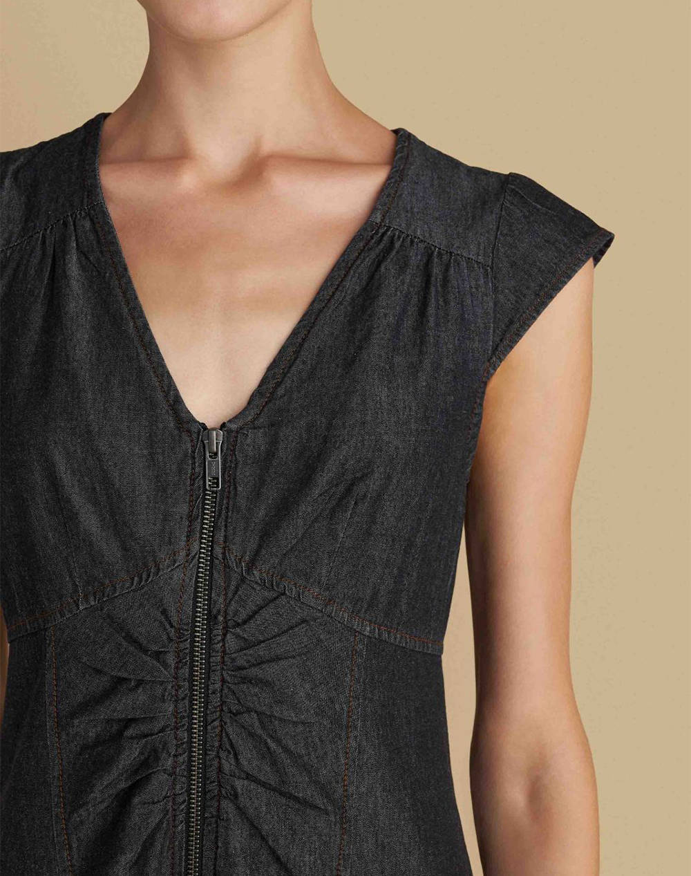 ATTRATTIVO ROCHIE