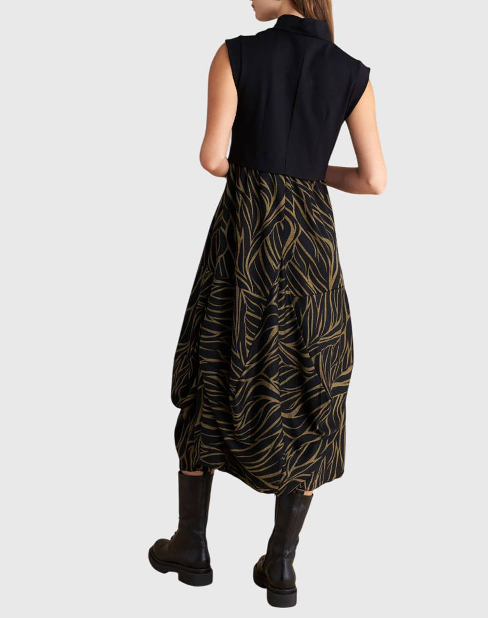 ATTRATTIVO ROCHIE