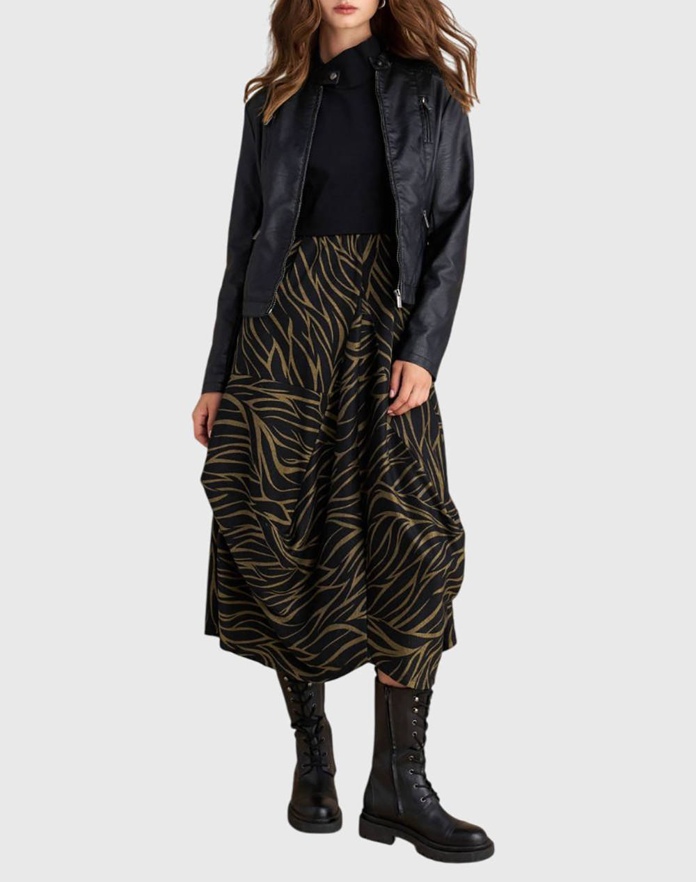 ATTRATTIVO ROCHIE