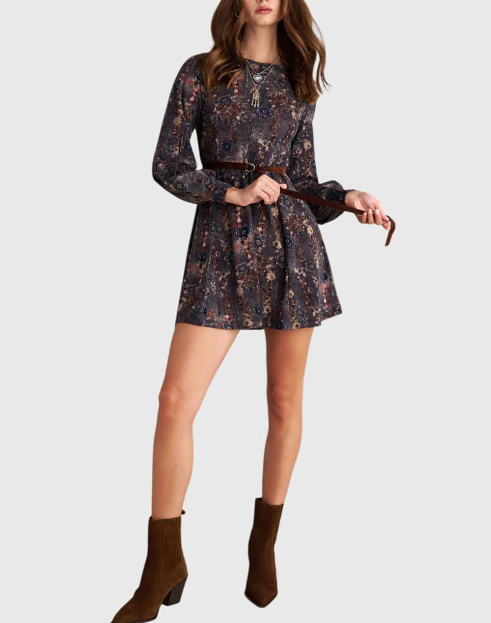 ATTRATTIVO ROCHIE