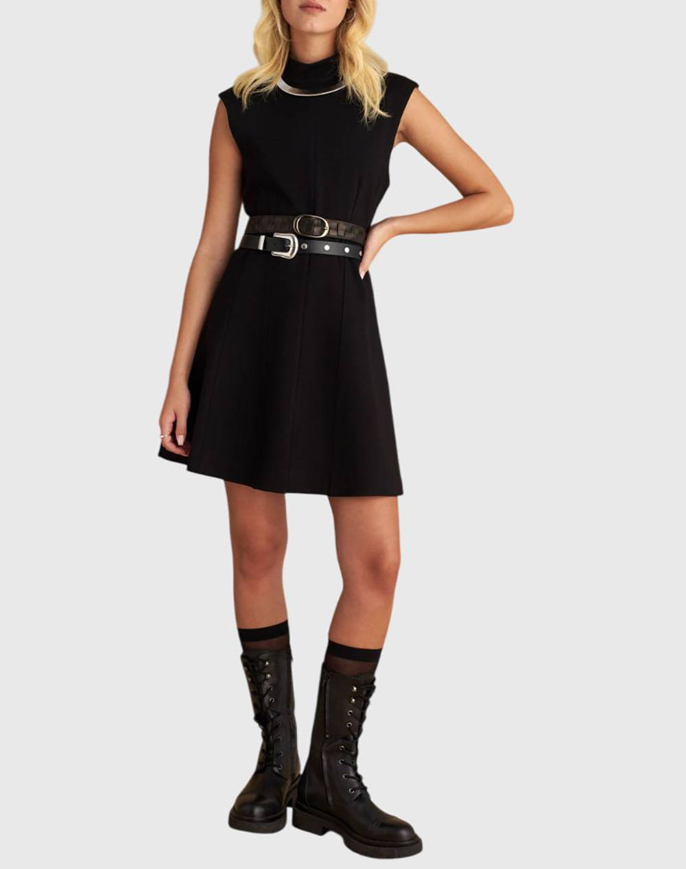 ATTRATTIVO ROCHIE