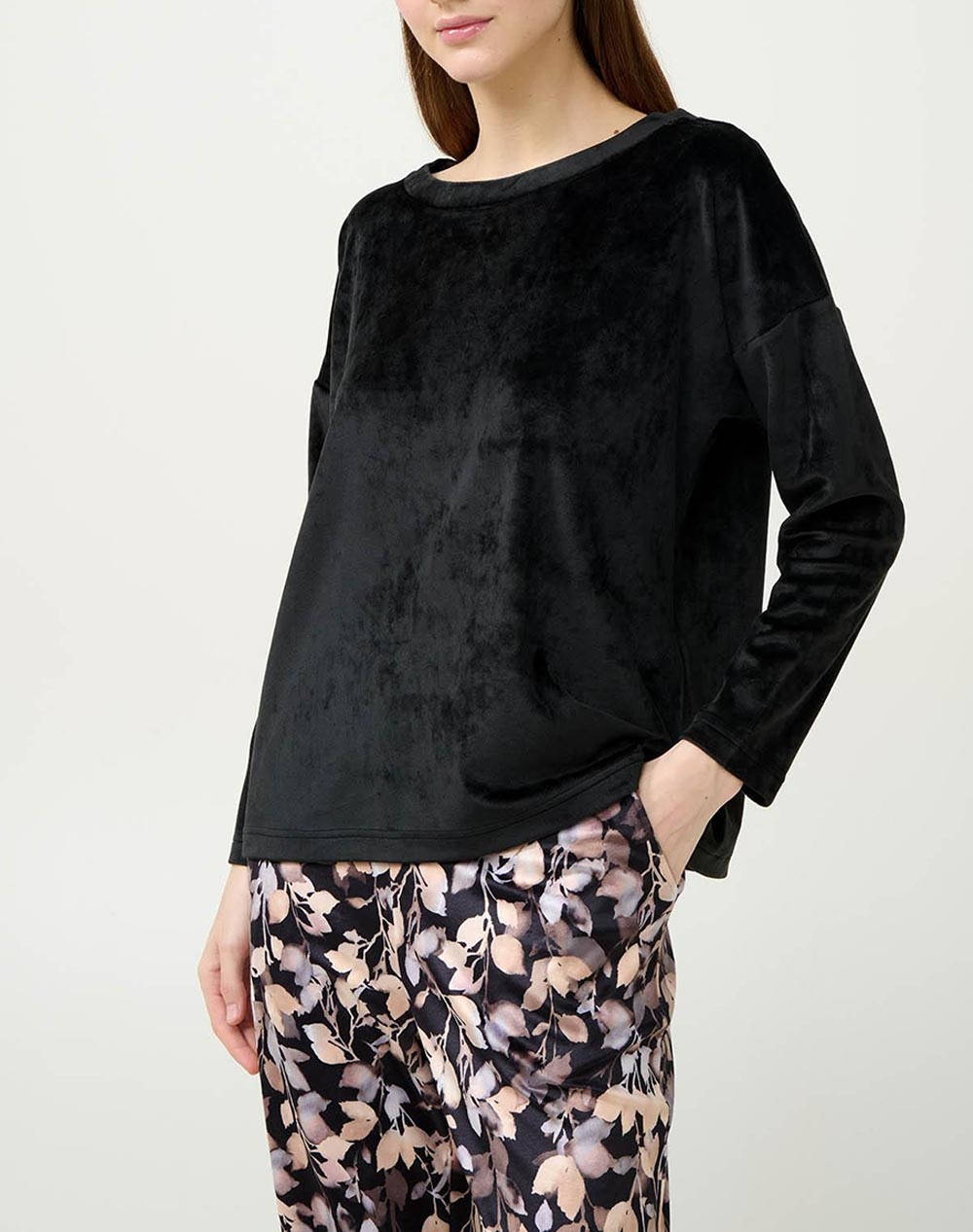 VAMP SET IMBRACAMINTE PENTRU CASA