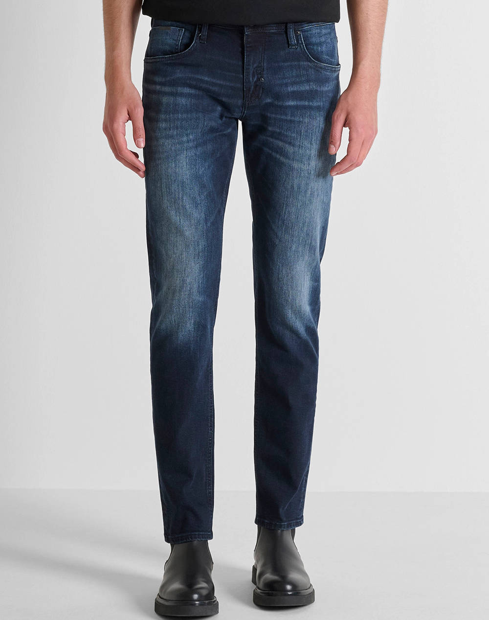 ANTONY MORATO MMDT00282FA7506011W02123 MIN OF 10 JEANS KURT COMFORT TAPERED FIT IN ICONIC BLUE OD DENIM PANTALONI DE BARBATI