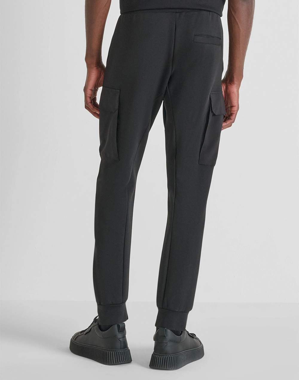 ANTONY MORATO MMFP00415FA150168 MIN OF 6 FLEECE TROUSERS REGULAR FIT IN INTERLOCK COTTON BLEND FABRIC WITH LOGOED RUBBER FLAG PANTALONI DE BARBATI