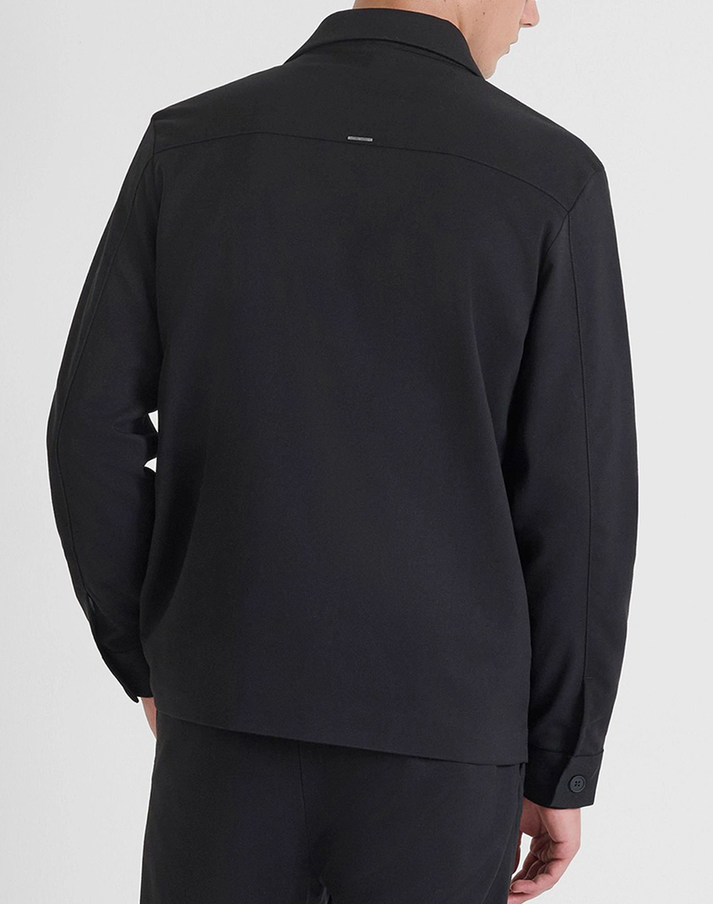 ANTONY MORATO MMSL00776FA600260 MIN OF 6 SHIRT REGULAR FIT IN STRETCH VISCOSE BLEND FABRIC TWILL CONSTRUCTION WITH LOGOED METAL BADGE BLUZA DE BARBATI