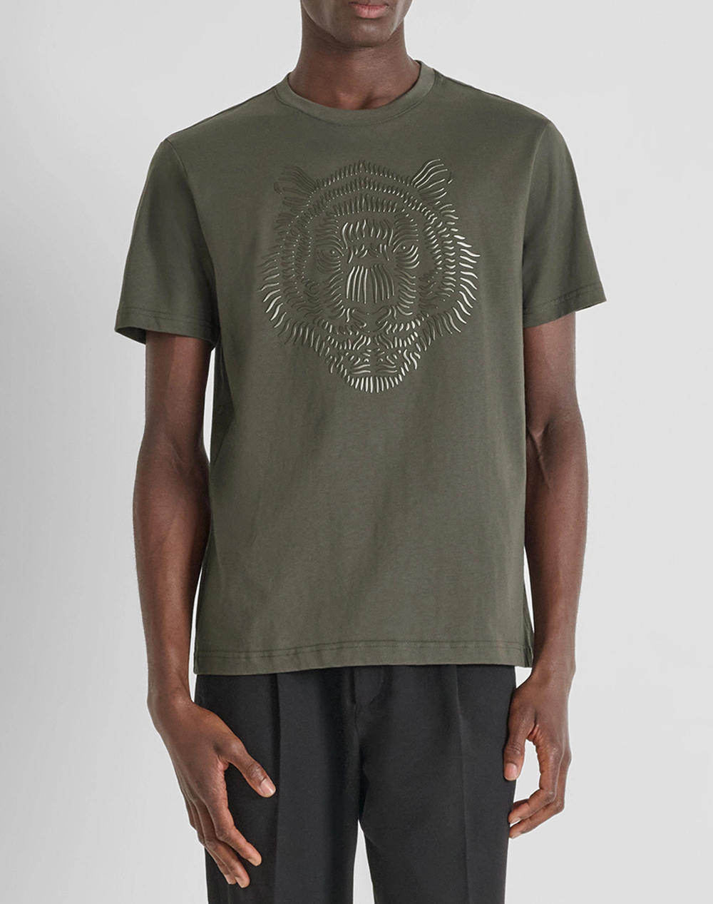 ANTONY MORATO MMKS02566FA100240 MIN OF 6 T-SHIRT REGULAR FIT IN JERSEY COTTON FABRIC WITH RUBBER REFLECTIVE TIGER PRINT BLUZA DE BARBATI