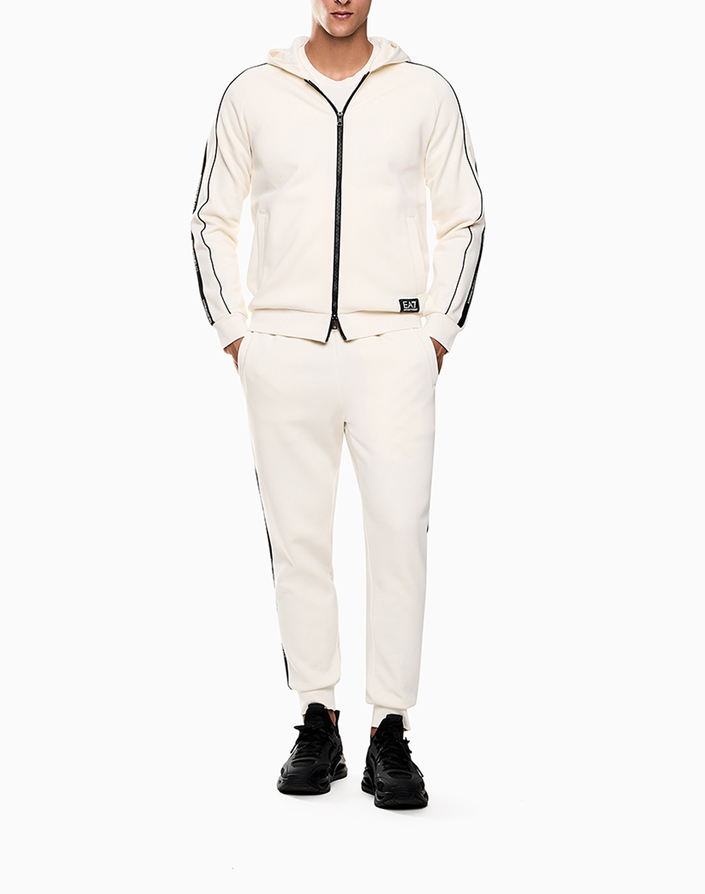 EA7 SWEATSHIRT