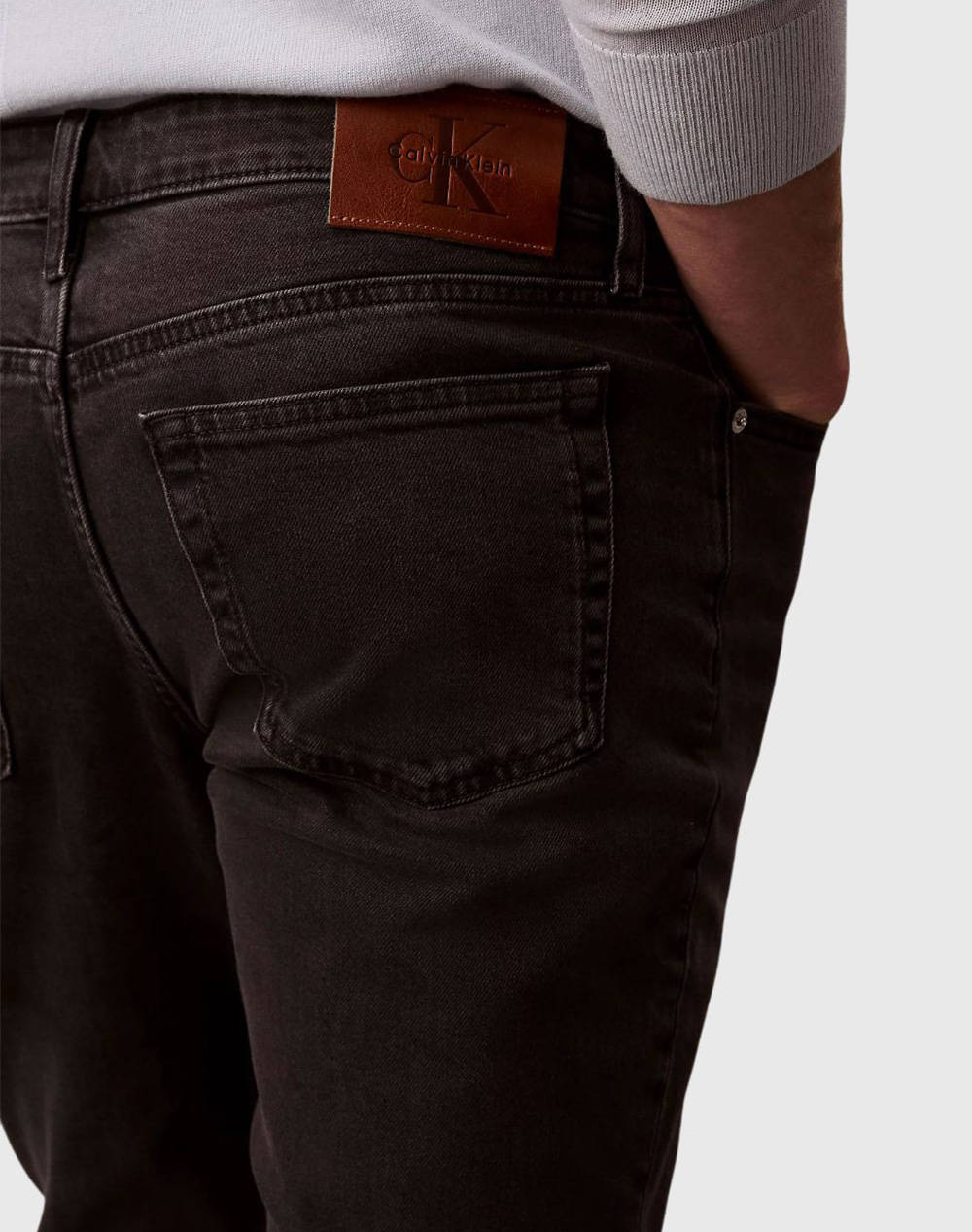CALVIN KLEIN SLIM CK ESSENTIAL BLACK JEAN