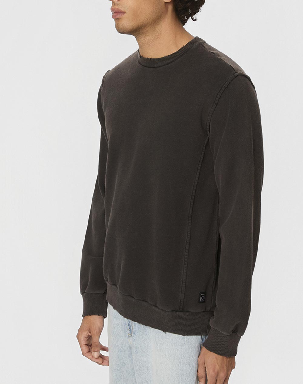 DIRTY LAUNDRY REGULAR CREWNECK WITH DESTROYS