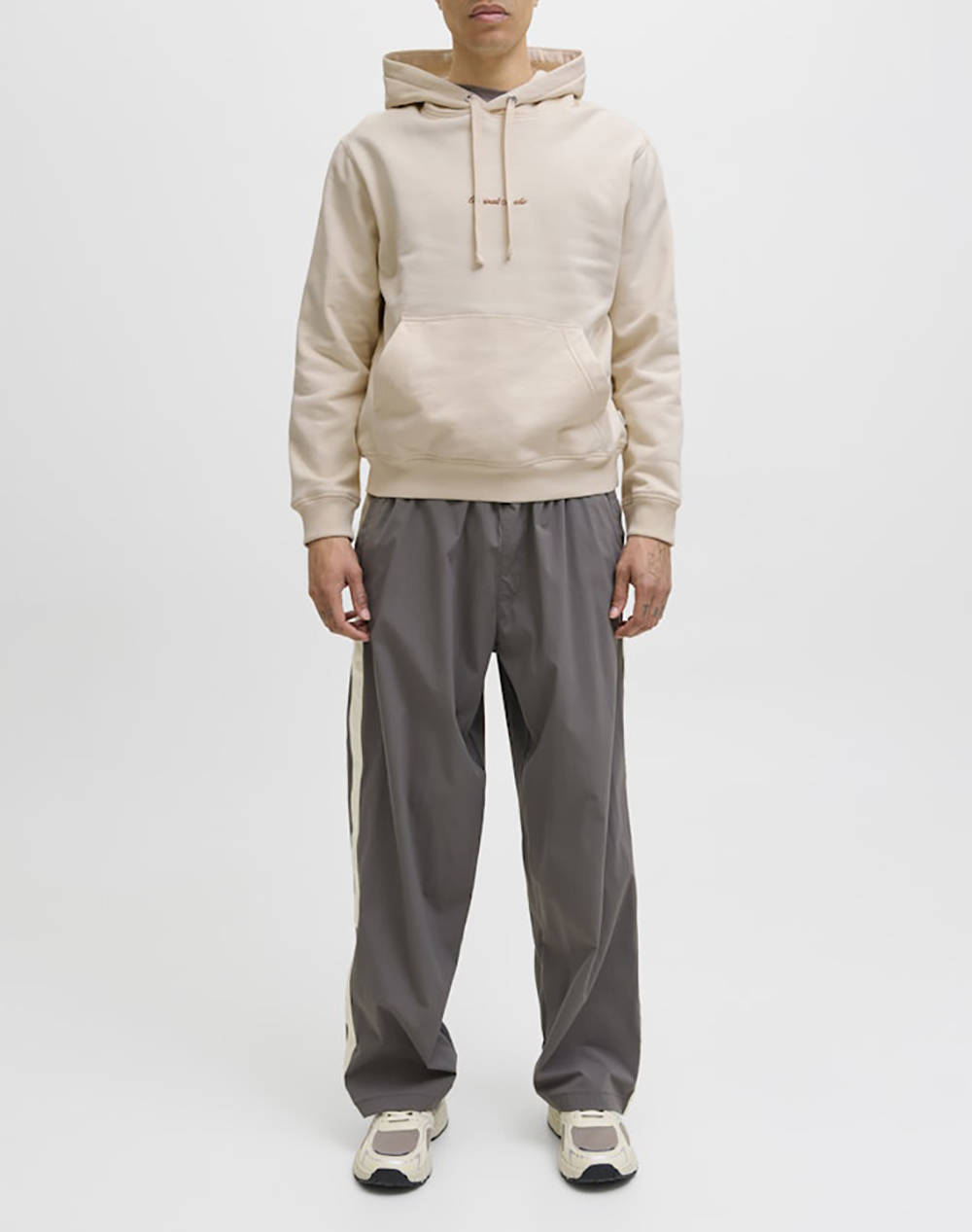 JACK&JONES JORNORREBRO EMB SWEAT HOOD NOOS