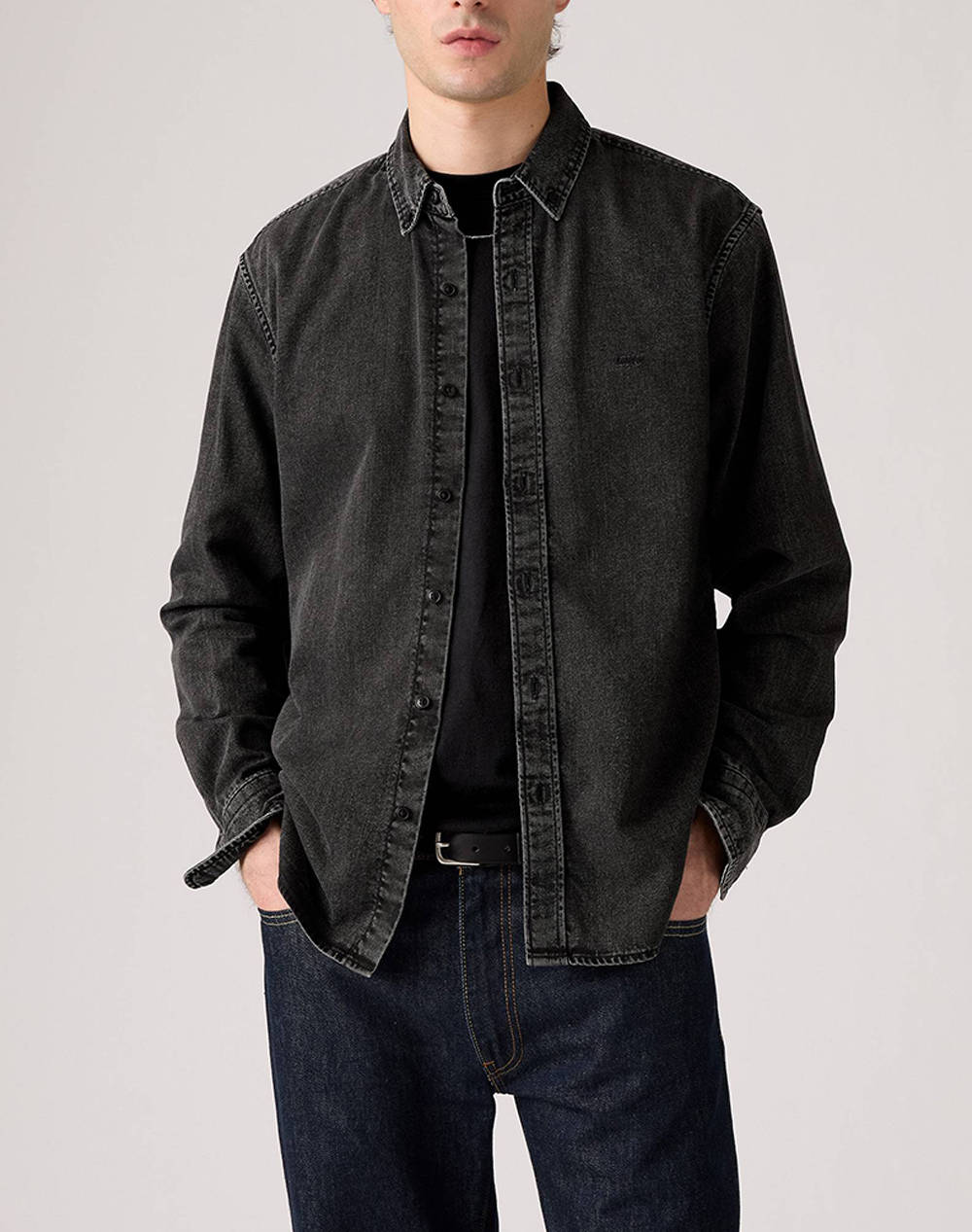 LEVIS AUTHENTIC BUTTON DOWN