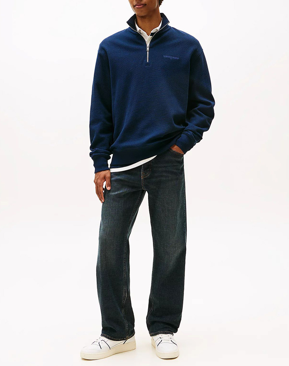 TOMMY JEANS TJM RLX WAFFLE SCRIPT QRTR ZIP