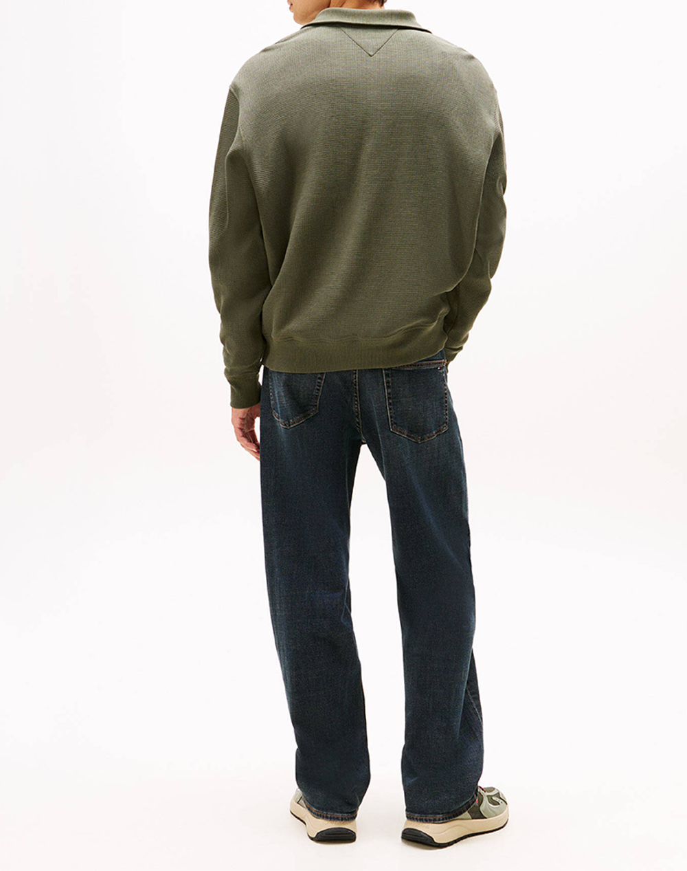 TOMMY JEANS TJM RLX WAFFLE SCRIPT QRTR ZIP