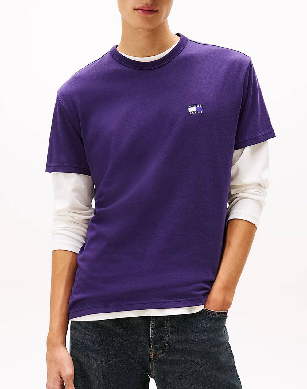 TOMMY JEANS TJM REG BADGE TEE EXT