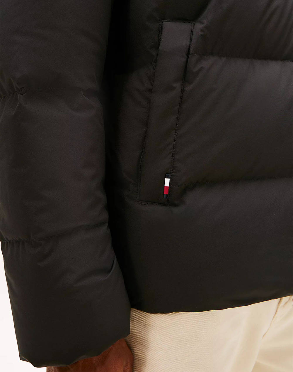 TOMMY HILFIGER DOWN HOODED PUFFER JKT