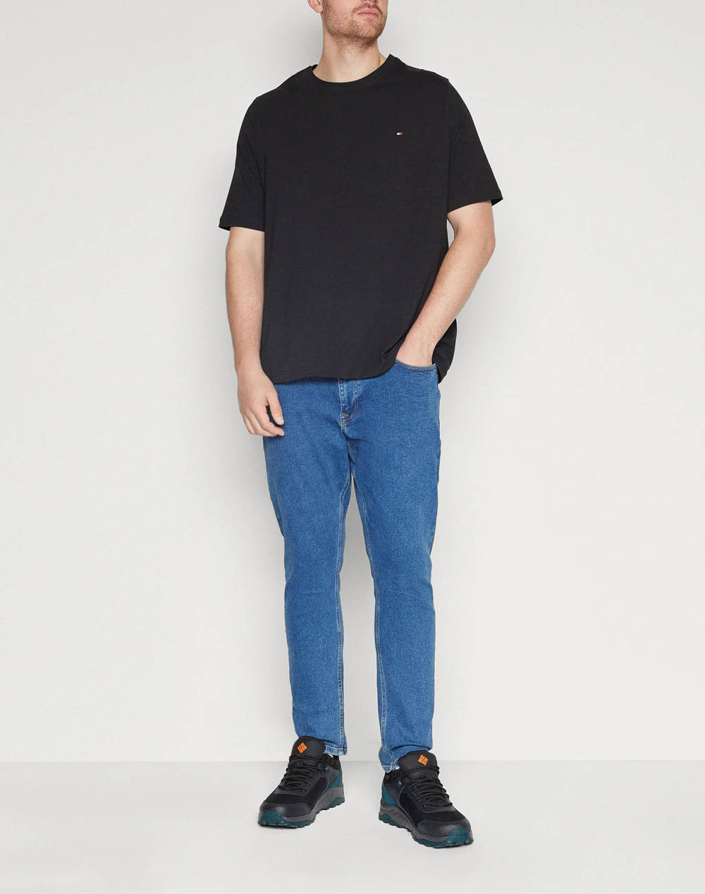 TOMMY HILFIGER BT-CORE STRETCH SLIM CN TEE-B