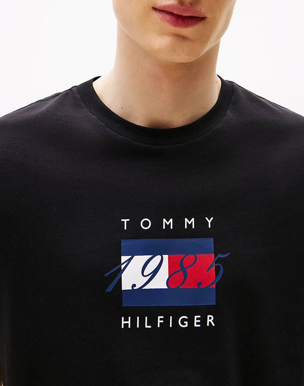 TOMMY HILFIGER LINEAR FLAG GRAPHIC TEE