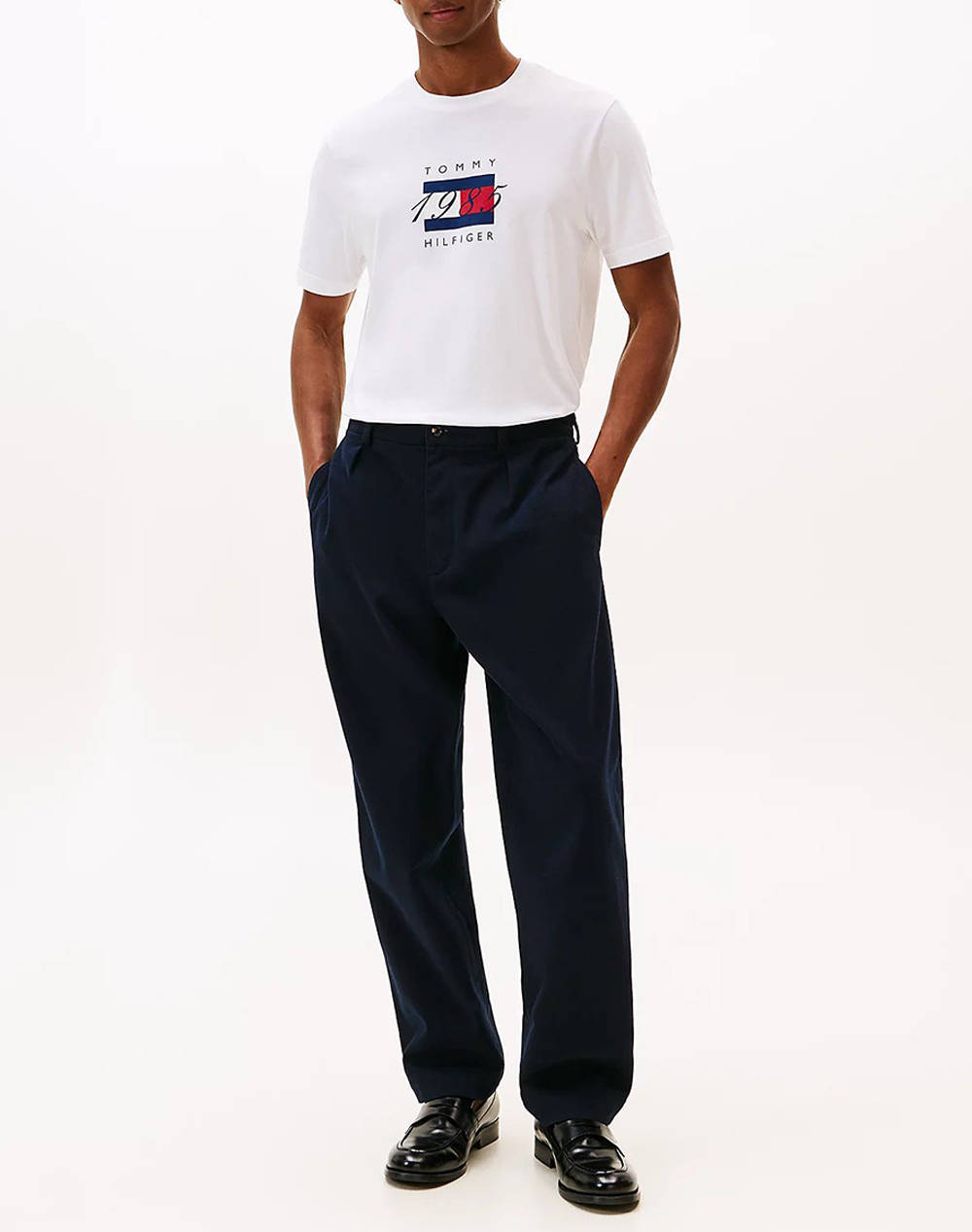TOMMY HILFIGER LINEAR FLAG GRAPHIC TEE