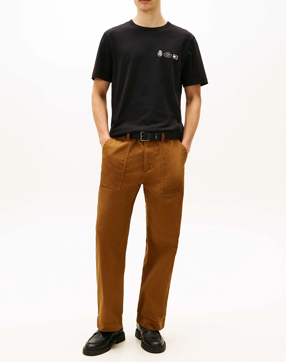 TOMMY HILFIGER SMALL CREST OUTLINE TEE