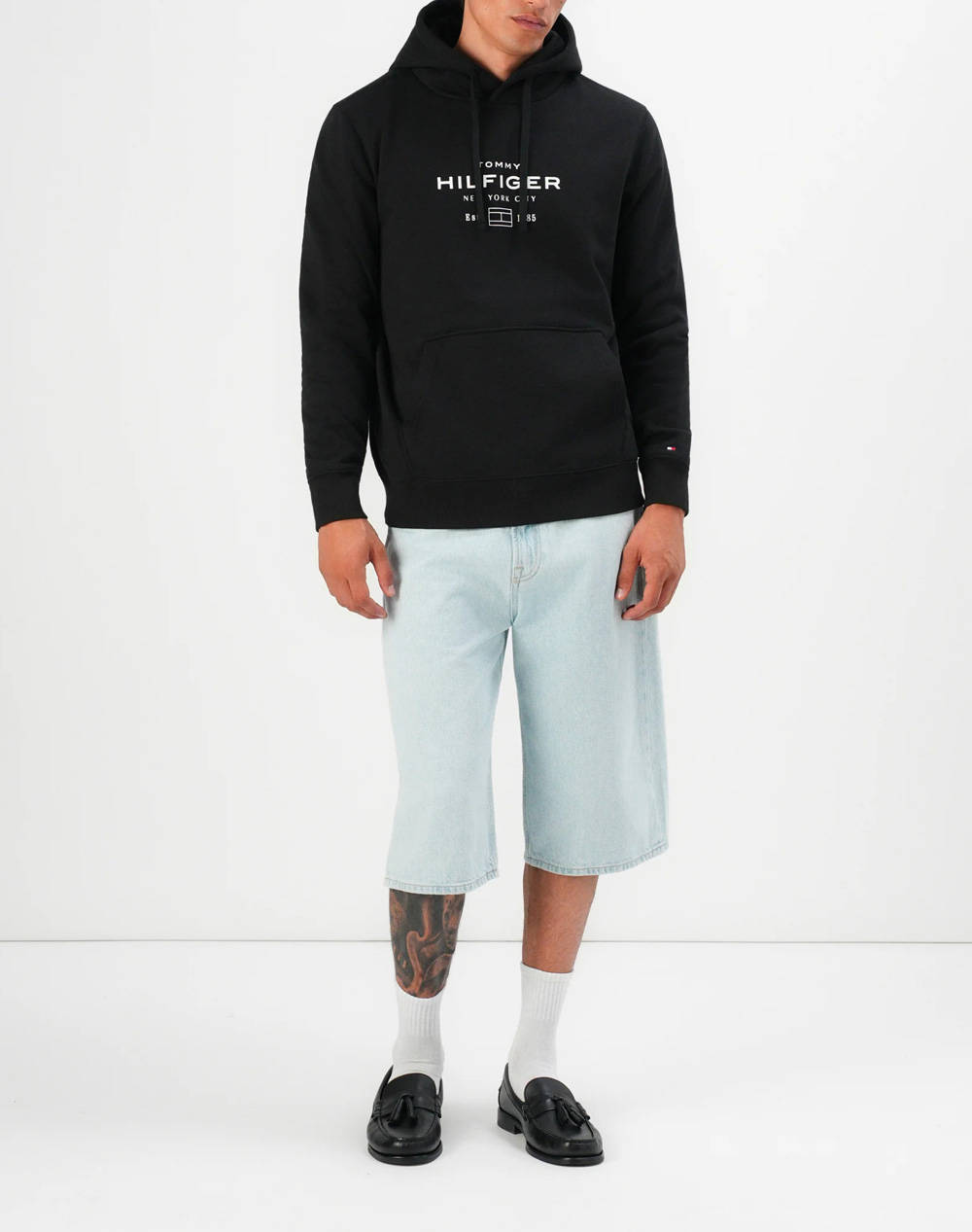 TOMMY HILFIGER OVAL GRAPHIC HOODIE