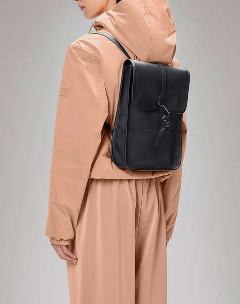 RAINS Backpack Micro W3 (Dimensiuni: 33 x 27.5 x 7.5 cm.)