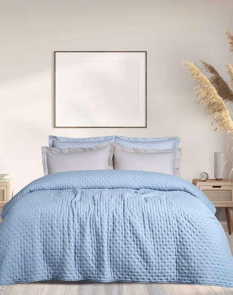 DAS 9632 PATURA SUPER DUBLA HAPPY (Dimensiuni: 220 x 240cm.)