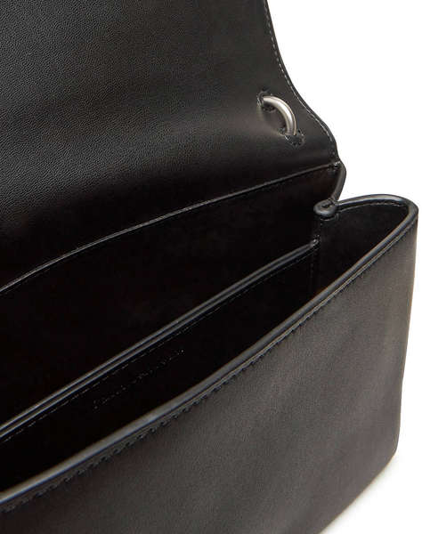 CALVIN KLEIN JEANS SCULPTED EW FLAP25 SHOULDER BAG (Dimensiuni: 25 x 16 x 8cm.)