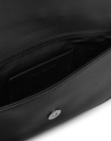 CALVIN KLEIN MINIMAL MONOGRAM SHOULDER POUCH (Dimensiuni: 25 x 13 x 4cm.)